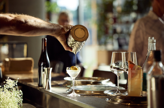 The Big Smoke - Martini by Scarf Foundation Nele & Kimiya